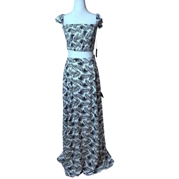 Lulus Size S Two-Piece Leaf Print Crop Top & Maxi Skirt Set With Ruffled Sleeves - Picture 1 of 14